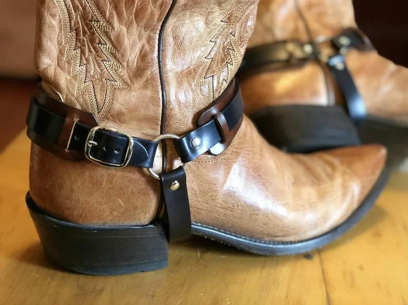 RingAndStraps.webp